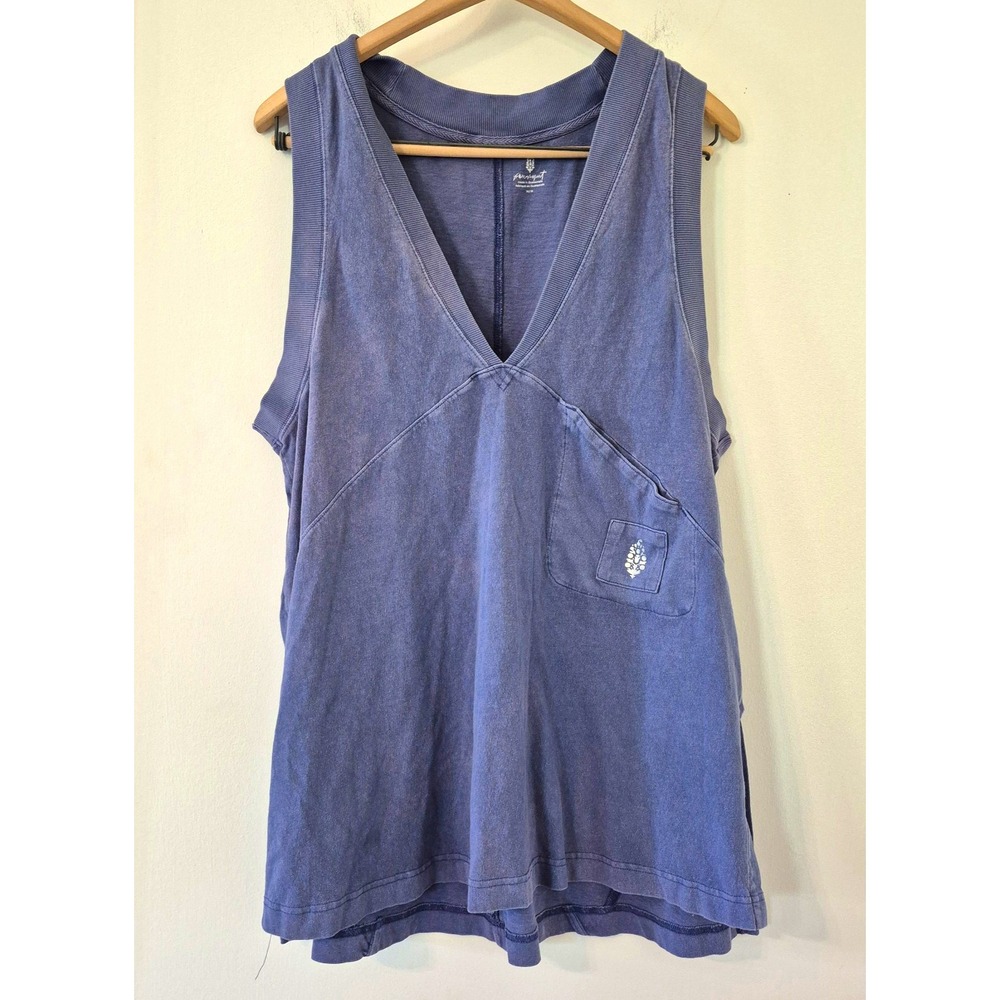 Free People FP Movement Size M Velocity Tank Blue Indigo V-Neck Pocket Oversized